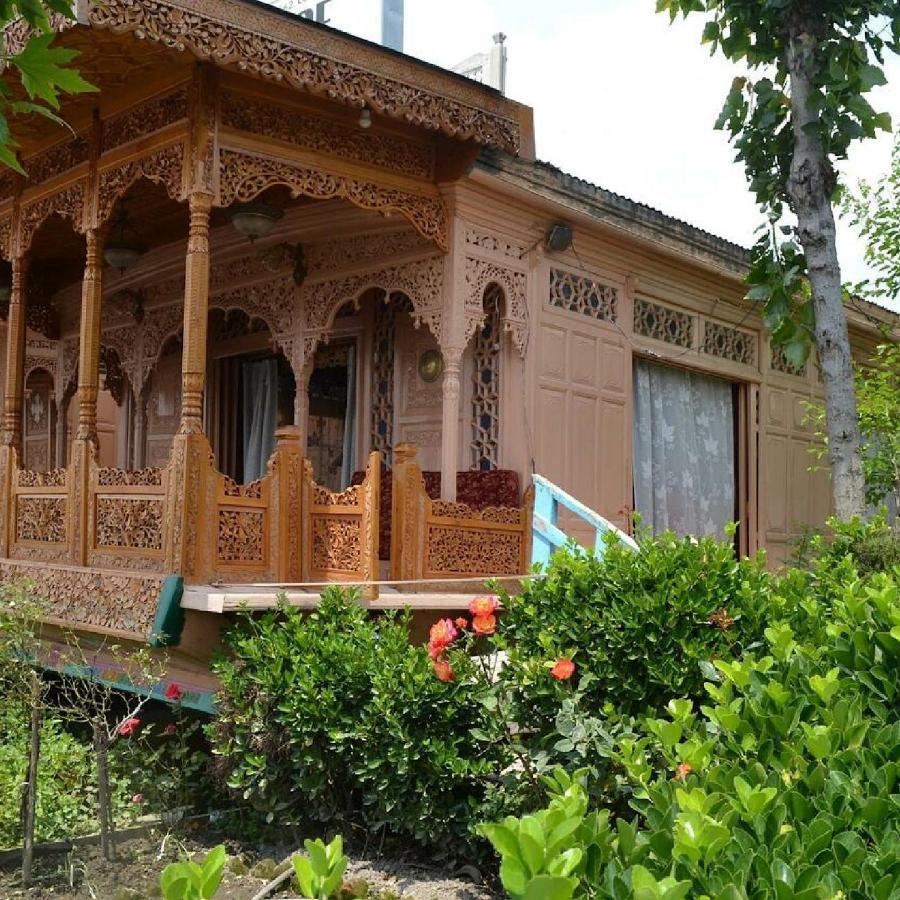 Green Heritage Group Of Houseboats Сринагар Экстерьер фото